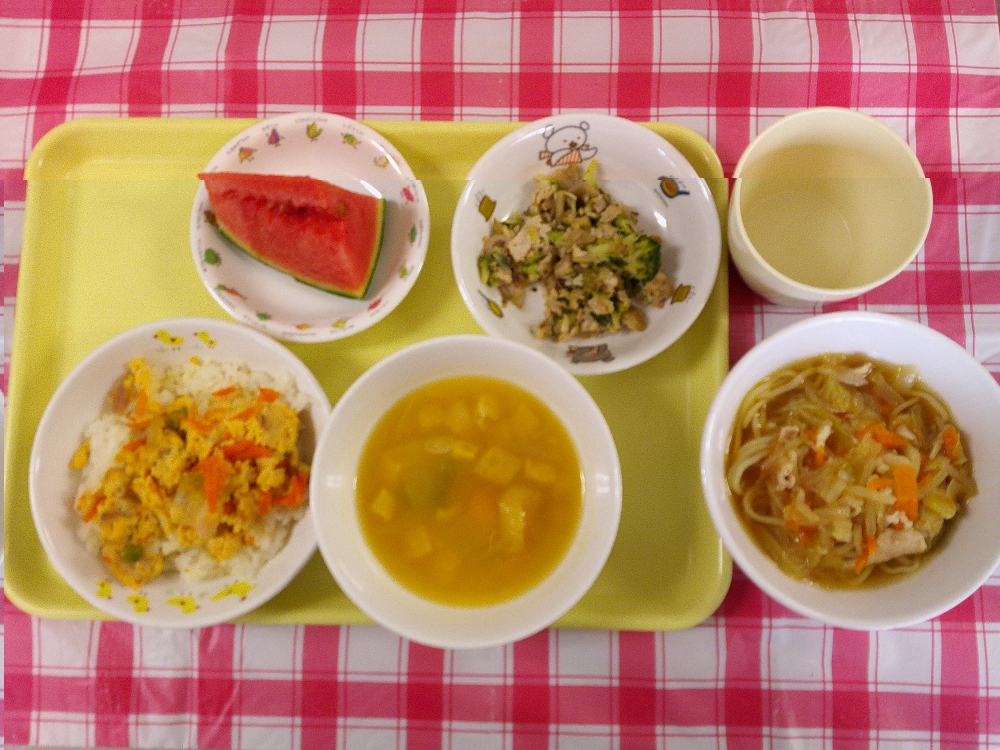 今日の給食はこちらをクリックしてください